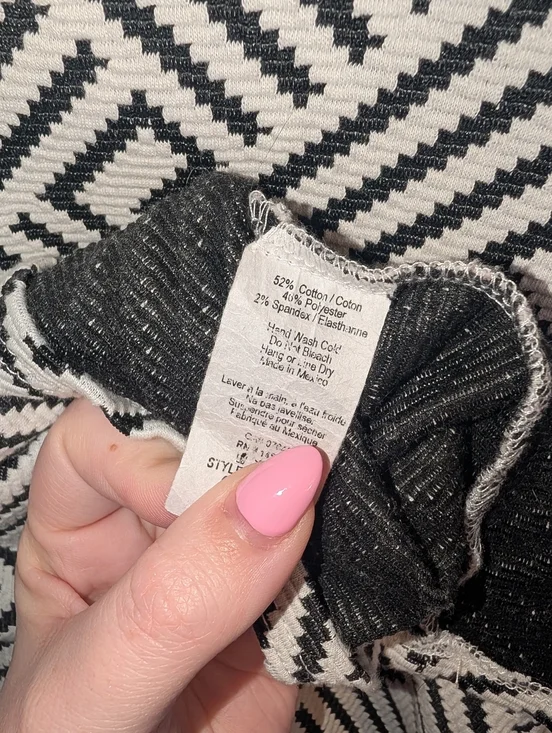 W5 Tee - Picture 4 of 4